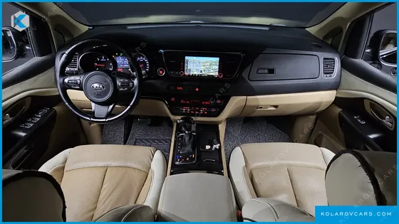 KIA CARNIVAL 9-SEATER PRESTIGE