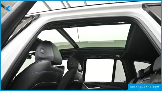 BMW IX3 M SPORTS