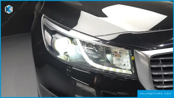 KIA CARNIVAL 7-SEATER LIMOUSINE