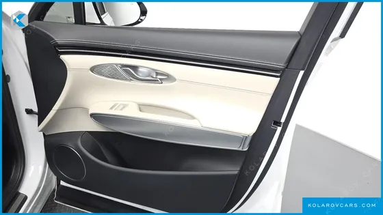 GENESIS GV70 2.5T GASOLINE 2WD