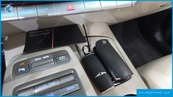 GENESIS GV70 2.5T GASOLINE 2WD