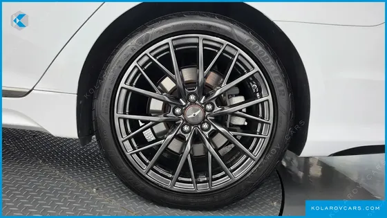 GENESIS G80 3.3 T-GDI AWD