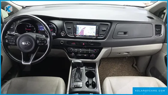KIA CARNIVAL 11-SEATER LUXURY