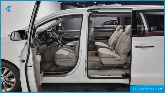 KIA CARNIVAL 9-SEATER PRESTIGE