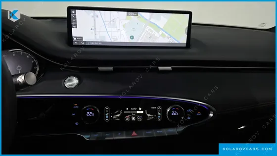 GENESIS GV70 2.5T GASOLINE 2WD
