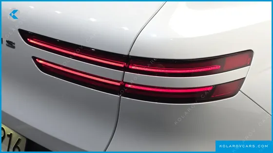 GENESIS GV70 2.5T GASOLINE 2WD