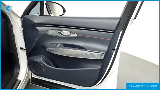 GENESIS GV70 2.5T GASOLINE 2WD