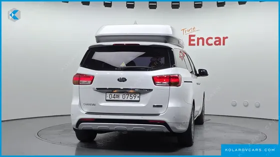 KIA CARNIVAL 9-SEATER HI-LIMOUSINE