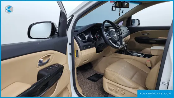 KIA CARNIVAL 9-SEATER HI-LIMOUSINE