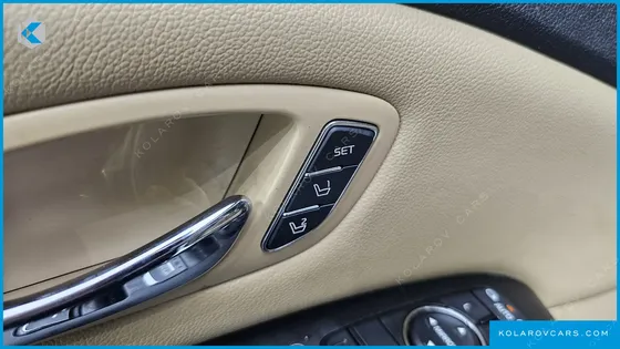 KIA CARNIVAL 9-SEATER NOBLESSE