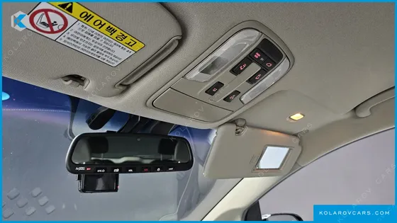 KIA CARNIVAL 9-SEATER NOBLESSE