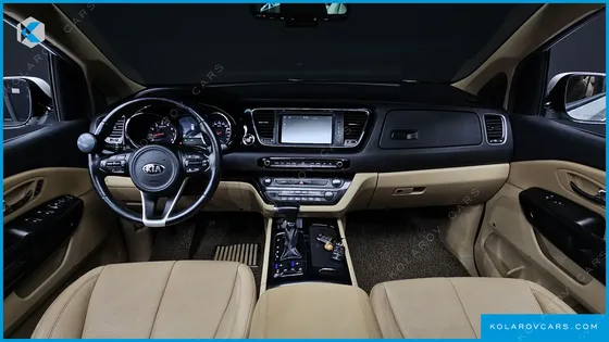 KIA CARNIVAL GASOLINE 9-SEATER NOBLESSE