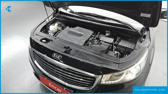 KIA CARNIVAL 9-SEATER HI-LIMOUSINE