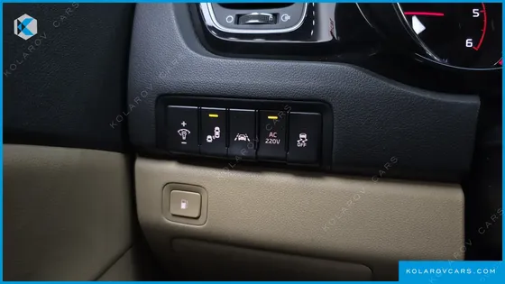 KIA CARNIVAL 9-SEATER HI-LIMOUSINE