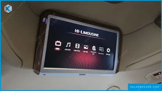 KIA CARNIVAL 9-SEATER HI-LIMOUSINE
