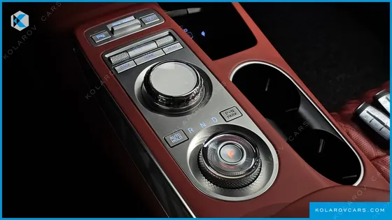GENESIS GV70 2.5T GASOLINE 2WD