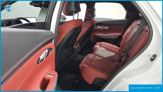 GENESIS GV70 2.5T GASOLINE 2WD