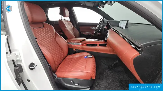 GENESIS GV70 2.5T GASOLINE 2WD