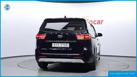 KIA CARNIVAL 9-SEATER PRESTIGE