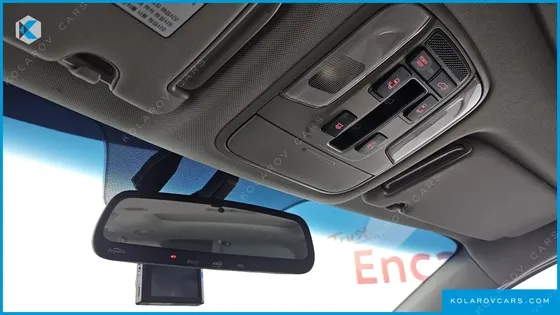 KIA CARNIVAL 9-SEATER PRESTIGE