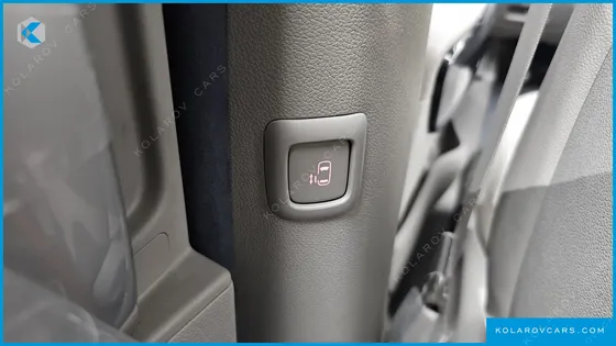 KIA CARNIVAL 9-SEATER PRESTIGE