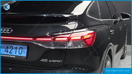 AUDI Q4 E-TRON 45 PREMIUM SPORTBACK