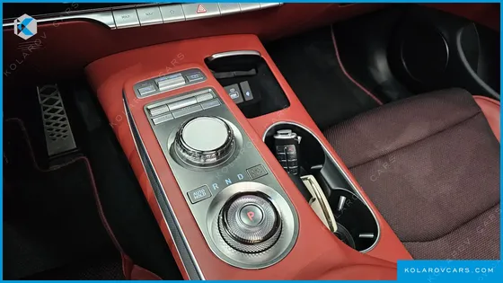 GENESIS GV70 2.5T GASOLINE 2WD