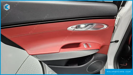 GENESIS GV70 2.5T GASOLINE 2WD