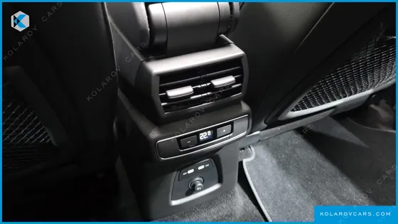 AUDI Q4 E-TRON 45 PREMIUM SPORTBACK