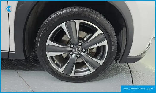 LEXUS UX 2.0 AWD