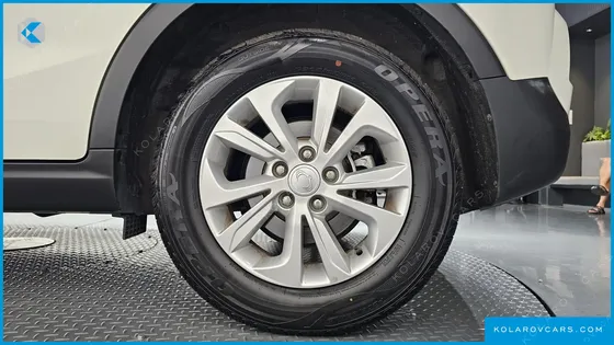 KGM - SSANGYONG TIVOLI GASOLINE 1.5 2WD