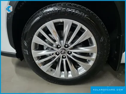 TOYOTA HIGHLANDER 2.5 4WD PLATIMUM