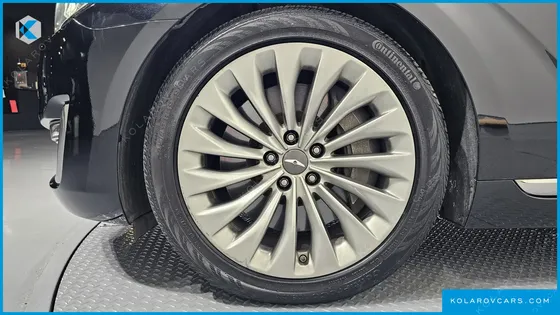 GENESIS EQ900 3.8 GDI AWD