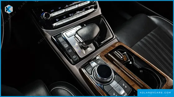 GENESIS EQ900 3.8 GDI AWD