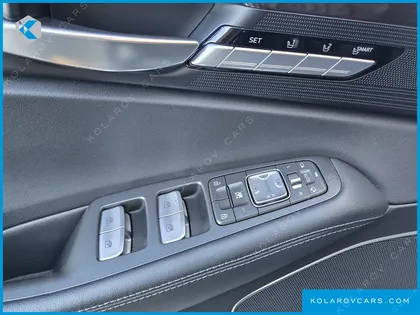 GENESIS EQ900 3.8 GDI AWD
