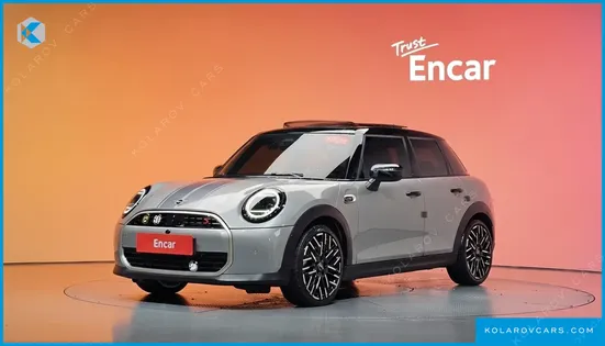 MINI COOPER 5 DOOR FAVOURED