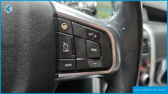 LAND ROVER DISCOVERY SPORT 2.0 TD4 HSE LUXURY