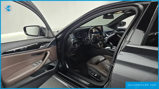 BMW 5 SERIES 530E M SPORT