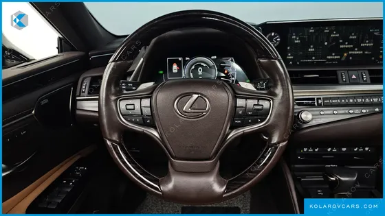 LEXUS ES EXECUTIVE