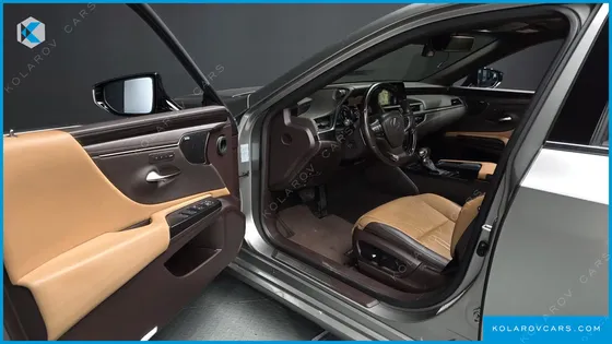 LEXUS ES EXECUTIVE