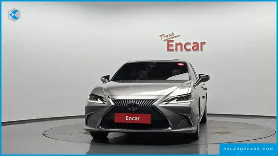 LEXUS ES LUXURY PLUS