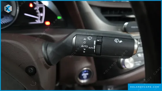 LEXUS ES LUXURY PLUS