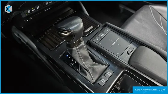 LEXUS ES LUXURY PLUS