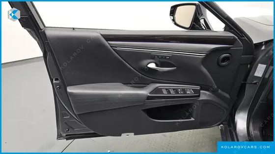 LEXUS ES LUXURY PLUS