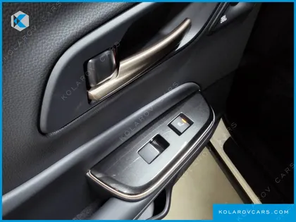 TOYOTA CROWN 2.4 4WD DUAL BOOST HYBRID