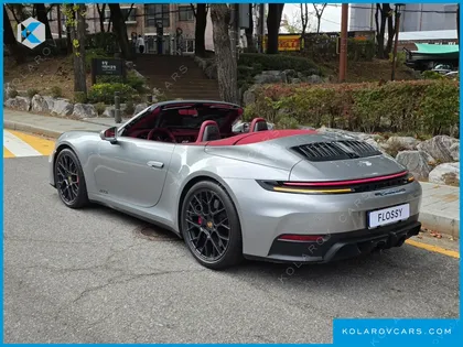 PORSCHE 911 CARRERA 4 GTS CABRIOLET