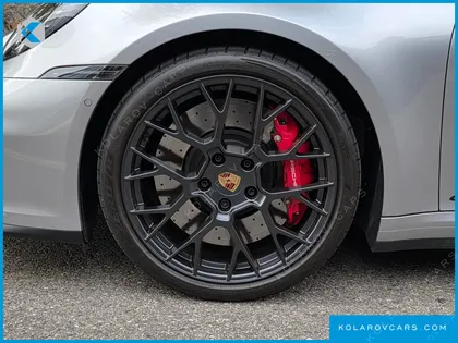 PORSCHE 911 CARRERA 4 GTS CABRIOLET