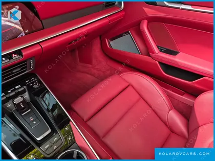 PORSCHE 911 CARRERA 4 GTS CABRIOLET