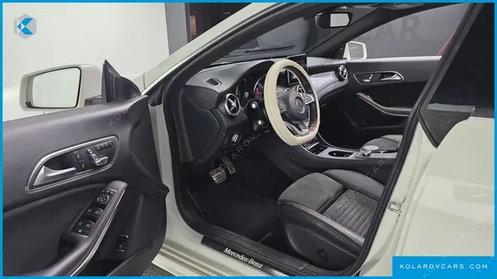 MERCEDES CLA-CLASS CLA220 AMG LINE