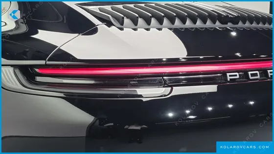 PORSCHE 911 CARRERA